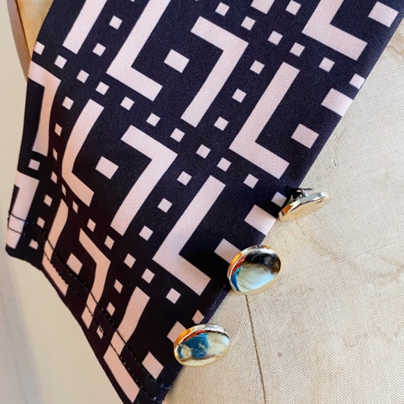 Chicme Asymmetrical top size L - Picture 6 of 6